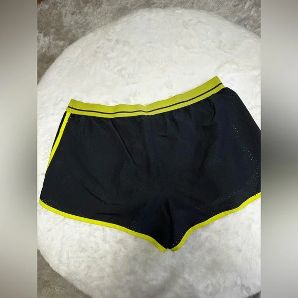 Under Armour Women's Black Shorts with Yellow Trim - Picture 5 of 8